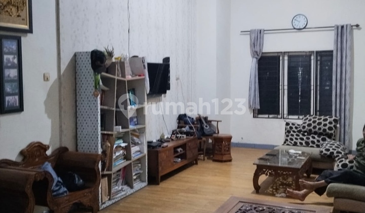 2 Ruko Gandeng Siap Huni 3 Lantai di Jalan Besar Sei Rengas 2, Medan Area