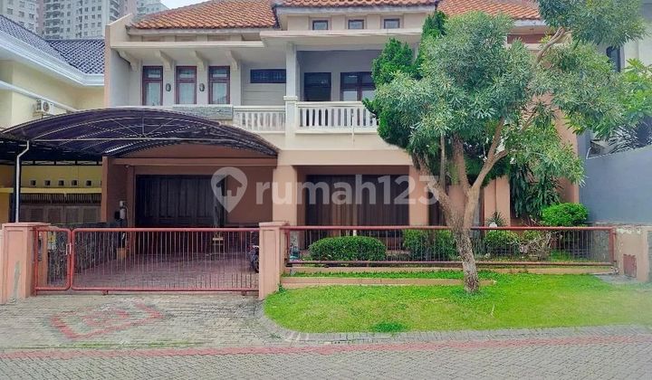 Dijual Rumah Mewah Villa Bukit Indah Strategis Siap Huni