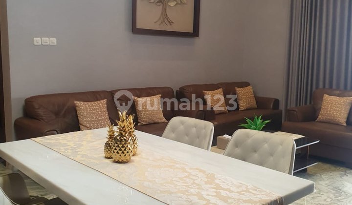 Dijual Rumah Mewah Citraland Utama Private Pool Siap Pakai Dijual Rumah Mewah Citraland Utama Private Pool Siap Pakai