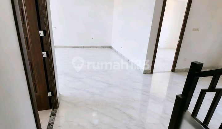 For Sale Luxury House North Emerald Mansion Citraland Private Pool Semi Furnished Strategic Ready to Occupied 2