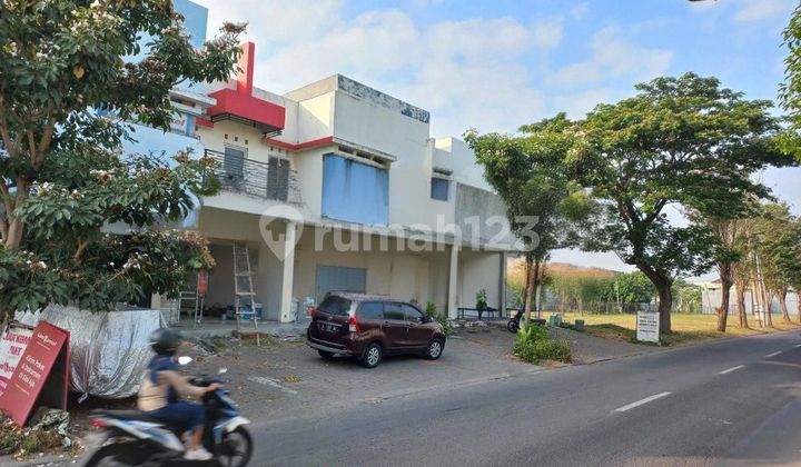 For Sale 2-Story Strategic Northwest Shop House Ready to Use For Sale 2-Story Strategic Northwest Shop House Ready to Use