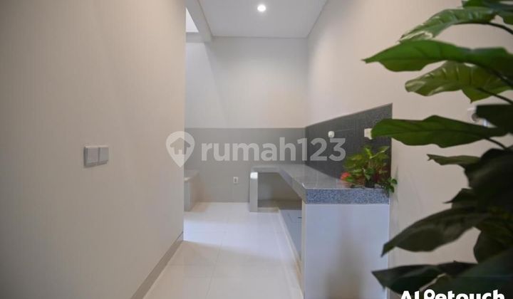 For Sale Pakuwon Indah House Strategic Ready to Occup 2
