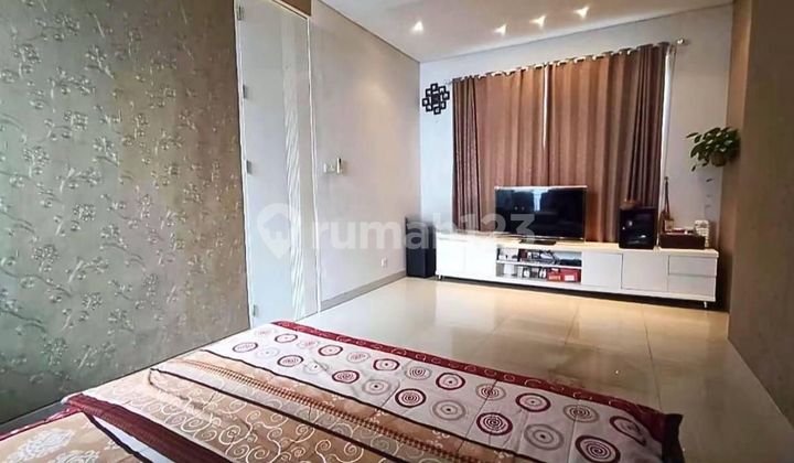 For Sale Beautiful Minimalist Hook House Pakuwon Indah Strategic Ready to Occupy 2