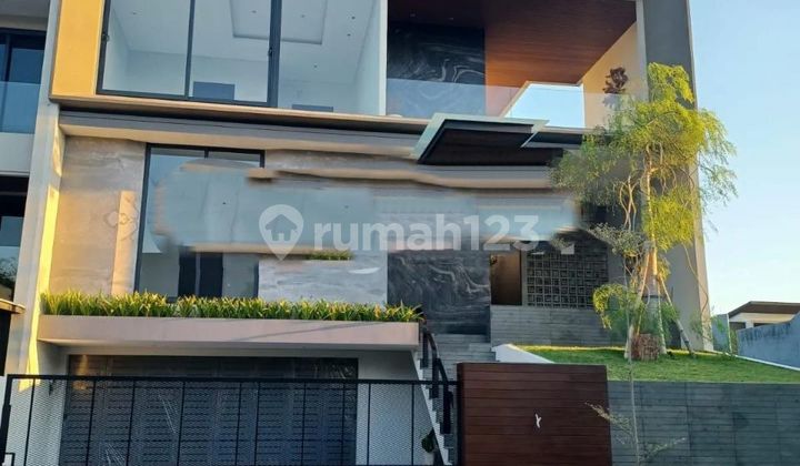 Dijual Rumah Mewah Villa Bukit Golf Startegis Siap Huni