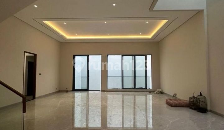 Pakuwon Indah House for Sale, Strategic Location, Ready to Occupy 2