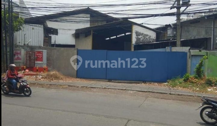 Warehouse for Sale in Sememi, Strategic Location, Ready to Use Warehouse for Sale in Sememi, Strategic Location, Ready to Use