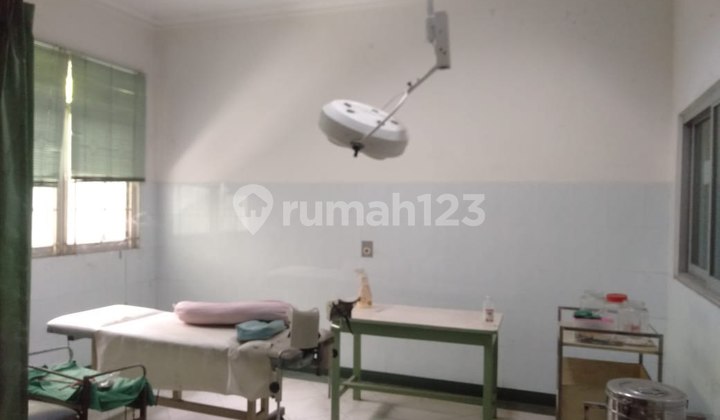 Dijual Gedung Bekas Rumah Sakit Strategis Siap Pakai 2