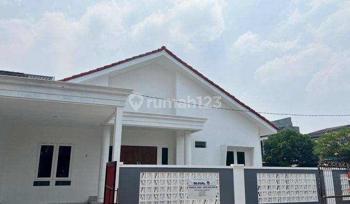 Di Jual Rumah Taman Royal Cluster Pinus Rumah Bagus Sekali Parkiran Sangat Luas  2