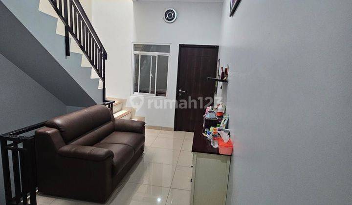 Di Jual Rumah Tanjung Duren Rumah Nya Sangat Bagus Loo Jalan Bisa 2 Mobil Loo 2