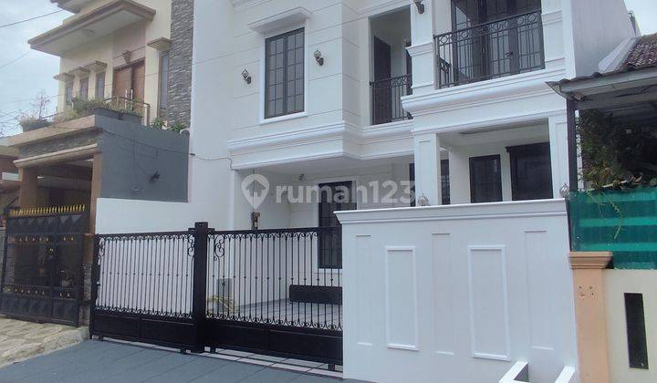 Rumah 2 Lantai Full Renovasi layaknya Brand New di BSD City 1