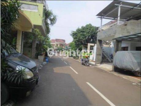 RUMAH 2 LANTAI SIAP HUNI DAERAH JATINEGARA BARU JAKARTA TIMUR 1