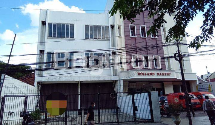 RUKO GANDENG DUA 3,5 LANTAI SAMPING HOLLAND BAKERY TEMPAT STRATEGIS 1