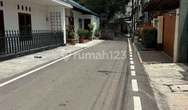 Affordable Ready-to-Occupy House in South Petojo, 11.5m Width, 400m Area, Suitable for Building a Boarding House