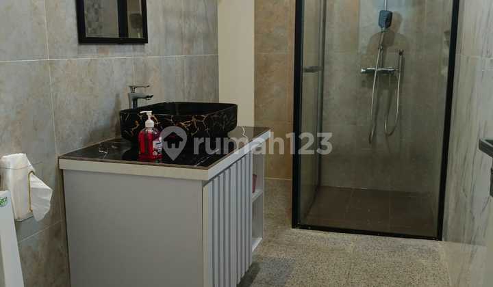 Quick Sale Beautiful Minimalist House Fully Renovated Ready to Occupancy Kelapa Gading 2