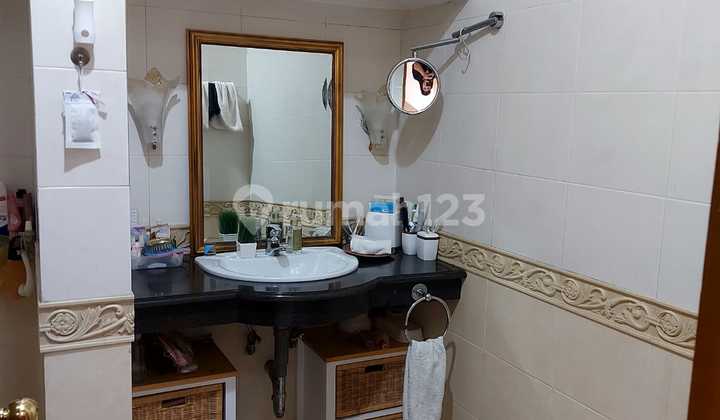 Termurah Villa Permata Gading 3 Lantai Siap Huni!