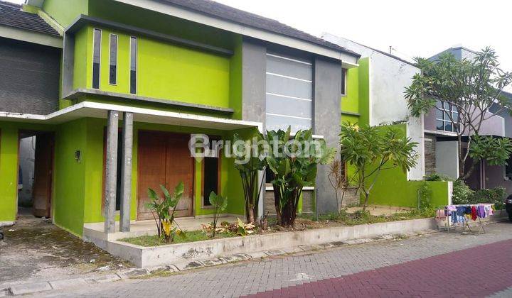 RUMAH CLUSTER PADAT PENDUDUK SOLOBARU 1