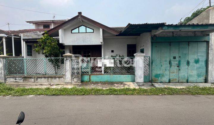 RUMAH 1 LANTAI SEMI FURNISHED STRATEGIS DEKAT PINTU TOL KLODRAN 1