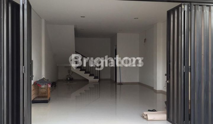 RUKO 2 LANTAI STRATEGIS JALAN RAYA UTAMA PUSAT BISNIS TAMBAKSEGARAN PASAR LEGI