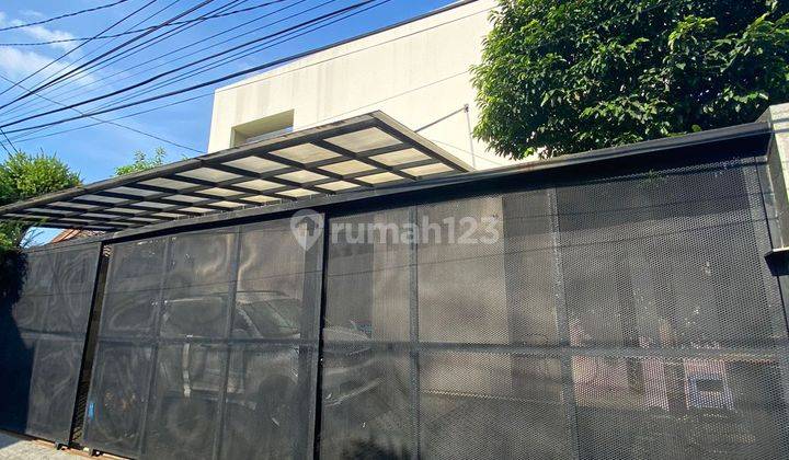 Rumah Siap Huni di Senopati, Dalam Komplek One Gate Access 1