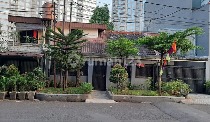 Rumah Hunian di Kawasan Martimbang, Jakarta Selatan