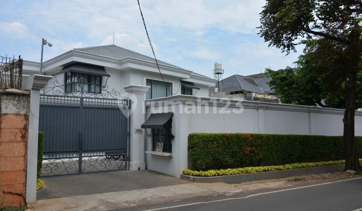 Luxury Ready-to-Live Residential Home in Cipete, South Jakarta Luxury Ready-to-Live Residential Home in Cipete, South Jakarta