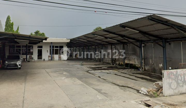 Green Zone Land in the Strategic Area of Petukangan Green Zone Land in the Strategic Area of Petukangan