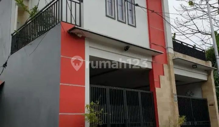 Rumah Hunian di Kawasan Sektor 1 - Bintaro, Jakarta Selatan