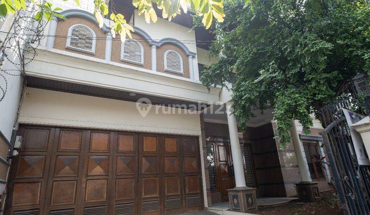 Dijual Rumah Area Kemang Jakarta Selatan 2