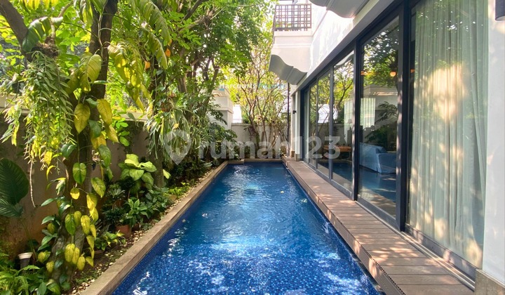 Dijual Rumah modern kontemporer siap huni area Pejaten