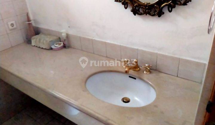 Rumah sewa siap huni area exclusive mega kuningan 1