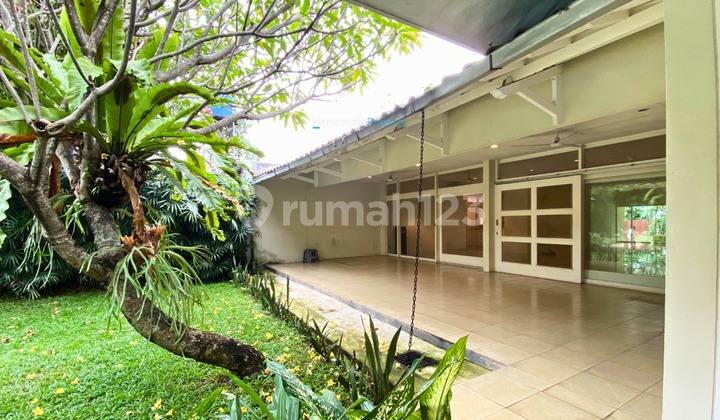 disewakan rumah siap huni area kemang jakarta selatan 2