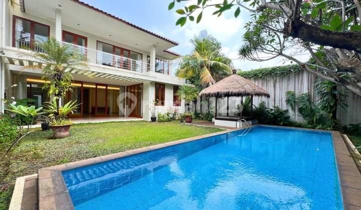 disewakan rumah mewah siap huni area kemang