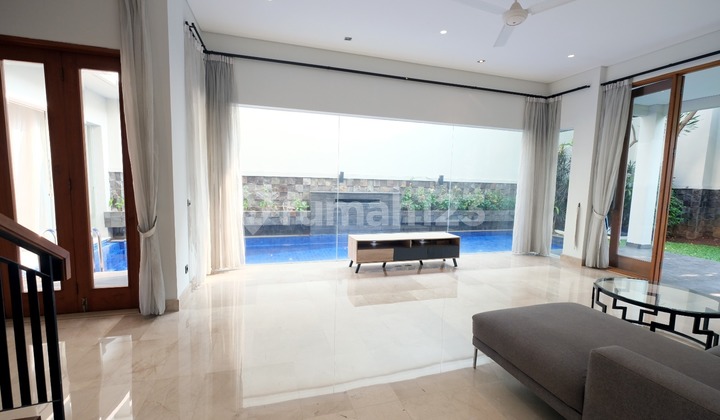Disewakan Rumah Modern Siap Huni Area Kemang 2