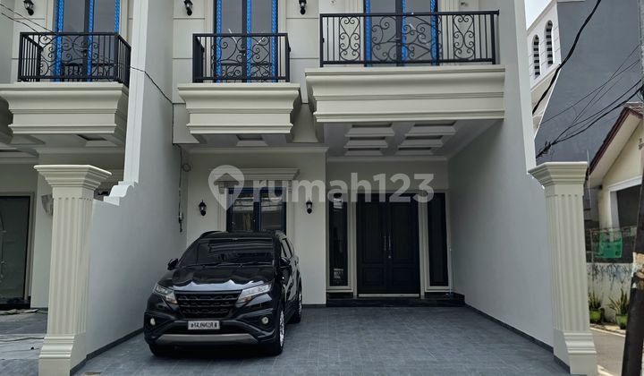 New House in a Strategic Location with Wide Road Access