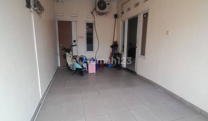 garasi/carport dijual rumah dalam 