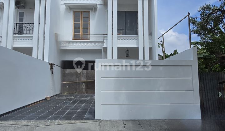 Dijual Rumah Baru Dengan Lingkungan Tenang Di Duren Sawit Jakarta Timur