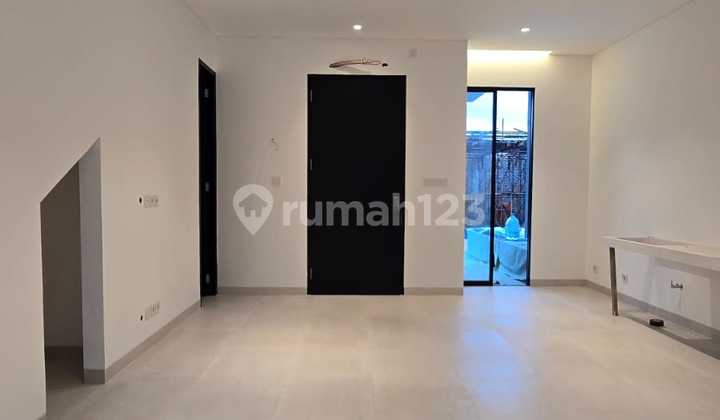 Dijual Rumah Baru Dalam Cluster One Gate di Jatibening Bekasi 2