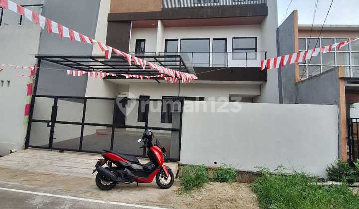 Dijual Rumah Baru 3 Lantai Semi Furnished di Duren Sawit Jakarta Dijual Rumah Baru 3 Lantai Semi Furnished di Duren Sawit Jakarta