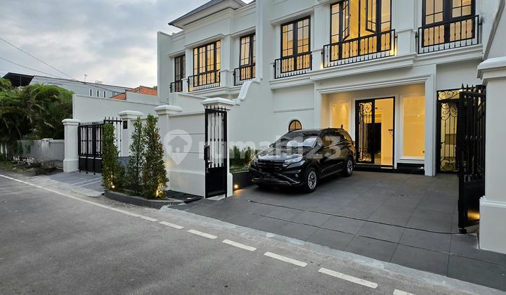 Rumah Baru American Classic Di Cempaka Putih Jakarta Pusat