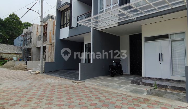 Rumah Baru Modern Minimalis Di Ciracas Jakarta Timur 2