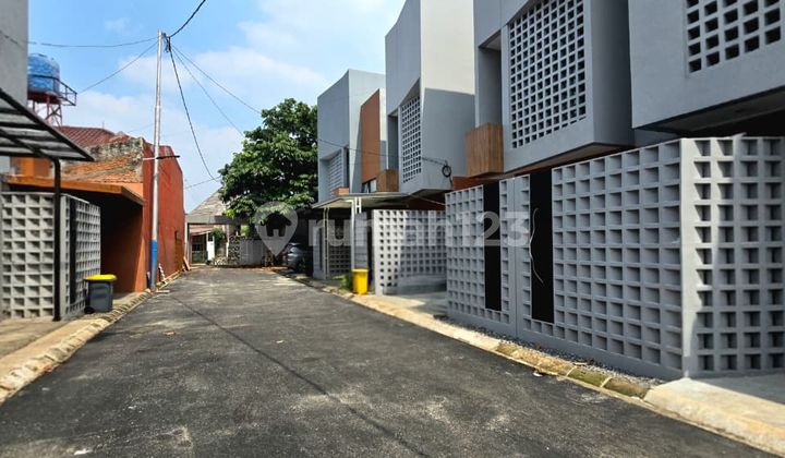 New House in a Mini Cluster in Pondok Kelapa, East Jakarta 2