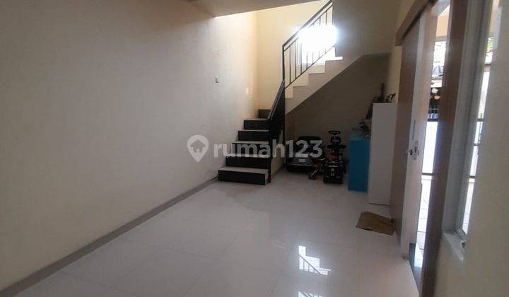 foto lainnya dijual rumah dalam 