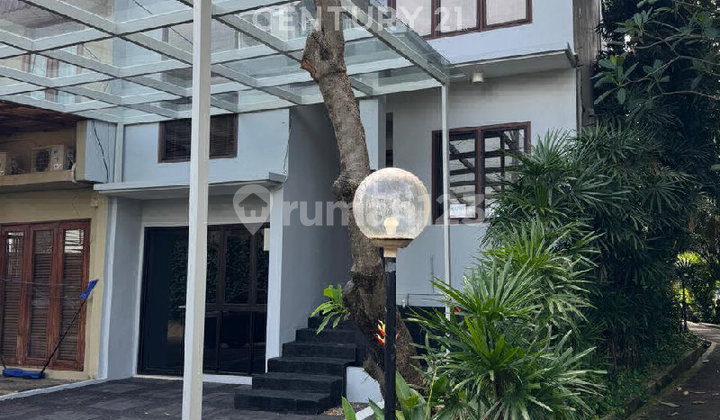 Compound Housing In Cipete With 4 Bedrooms For Rent 2