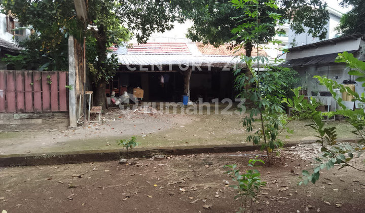 For Sale Land-Counted House in Lebak Bulus Near MRT. 1