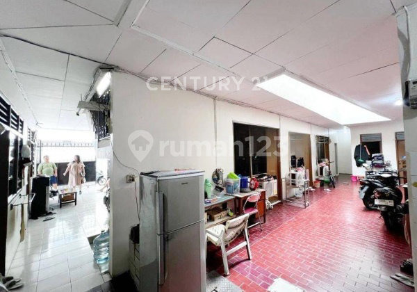 For Sale, Nice Strategic Boarding House in Setiabudi 2