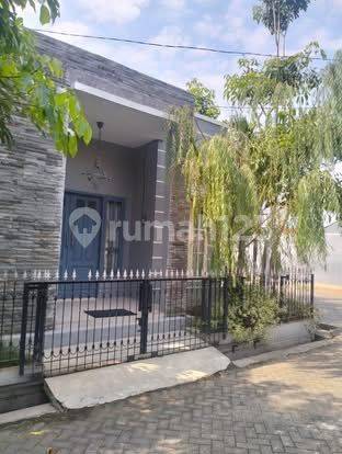 Rumah Cantik Sapphire Shm 192 M² Full Furnished, Dekat Stasiun & Tk  2