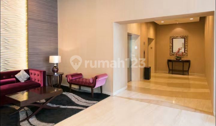 Apartemen Studio Nifarro Park Furnished 10 Menit ke Stasiun KRL Pasar Minggu Baru 2