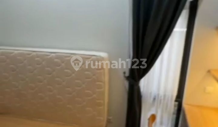 The nice house Fleekhauz R is fully furnished, neat, and ready to live in.