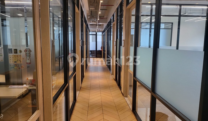 Office Space at Green Office Park BSD Ready for Use 2