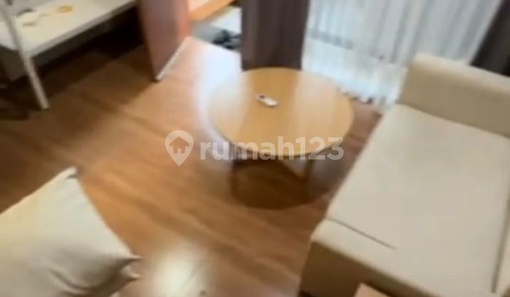 The nice house Fleekhauz R is fully furnished, neat, and ready to live in.